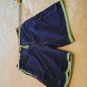 Beverly Hills polo club swin trucks,black and green, Size Large